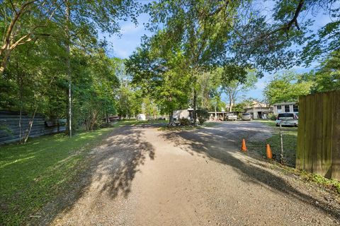 Photo of 19523 Fm 1485 Road, New Caney, TX 77357 (MLS # 6546897)