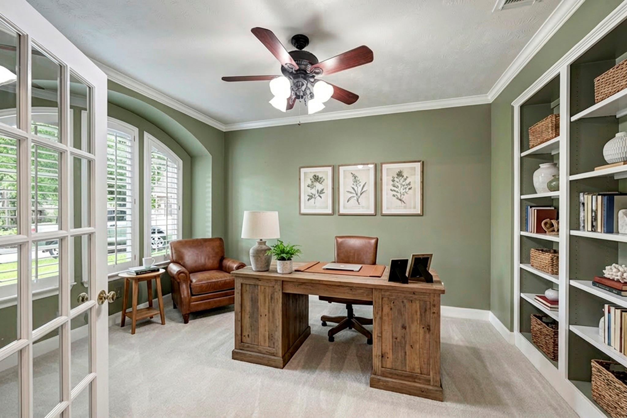 7 Mustang Point Court