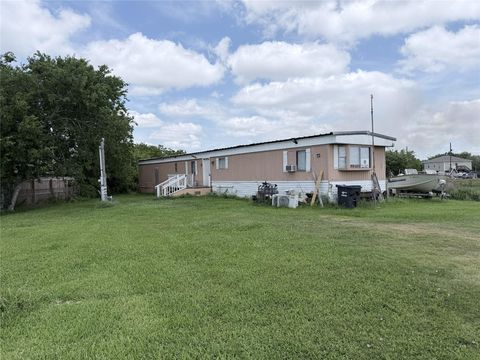 Photo of 2535 Bastrop, Angleton, TX 77515 (MLS # 78397692)