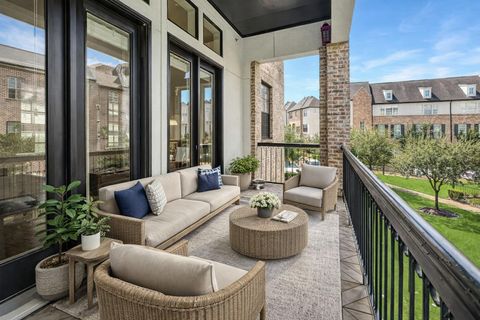 Photo of 2003 Covent Garden Station, Houston, TX 77045 (MLS # 31177142)
