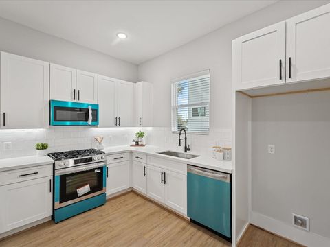 Tiny photo for 4814 Cochran Street St, Houston, TX 77009 (MLS # 56327501)