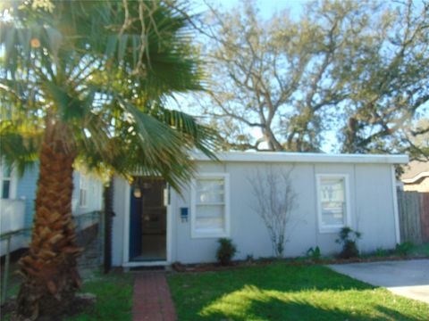 Multifamily For Sale - 5113 Avenue O 1/2 Avenue<br/> Galveston County, Galveston, TX 77551