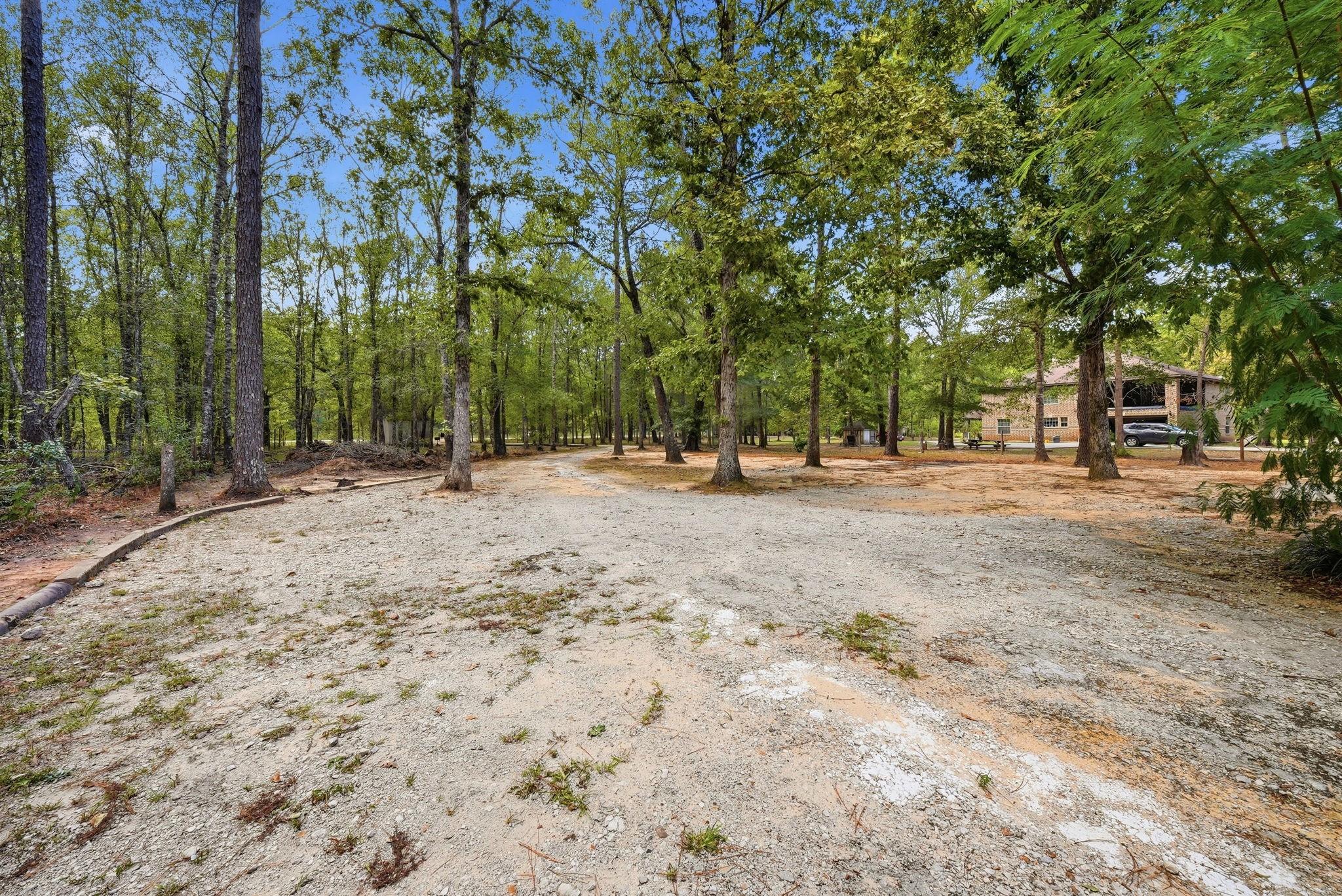 430 Lee Rd
