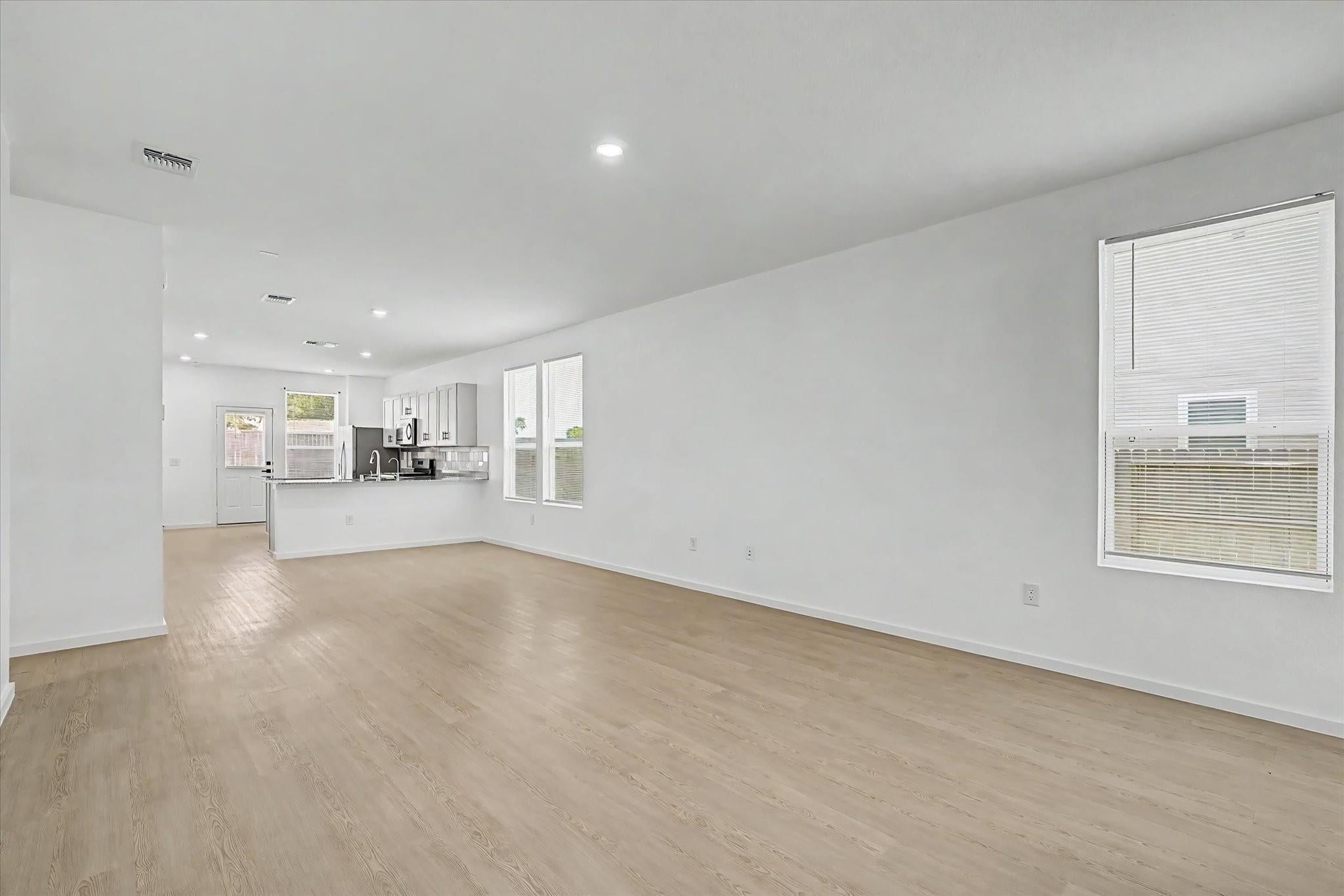 511 Louis Lane