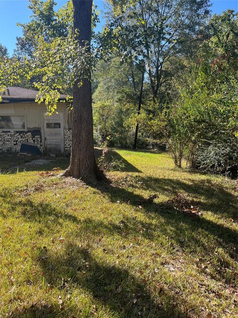 2495 Us Highway 190 E Woodville TX 75979