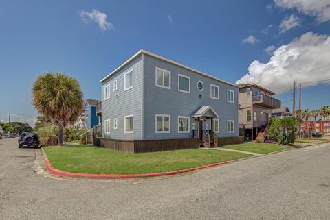 Photo of 1017 11th Street #2, Galveston, TX 77550 (MLS # 60520958)