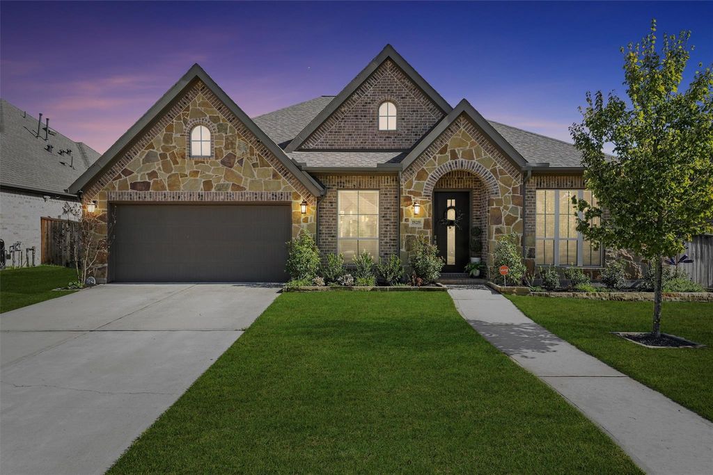 Photo of 19219 Yellow Chestnut Lane, New Caney, TX 77357 (MLS # 79210682)