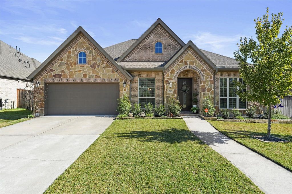 Photo of 19219 Yellow Chestnut Lane, New Caney, TX 77357 (MLS # 79210682)