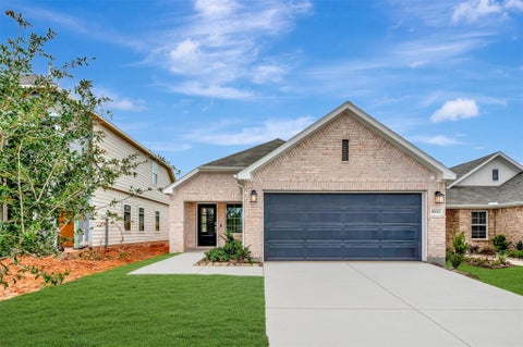 Homes For Sale - 10333 Navarro Path<br/> Montgomery, TX 77316
