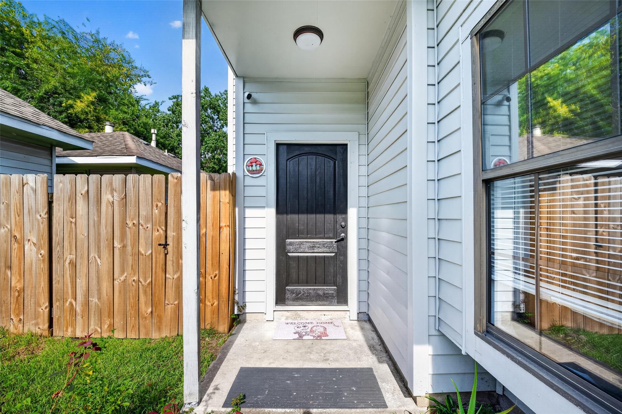 1106 Holbech Lane
