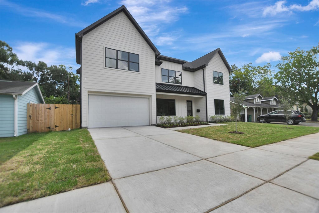Photo of 1946 Pech Road, Houston, TX 77055 (MLS # 46639613)