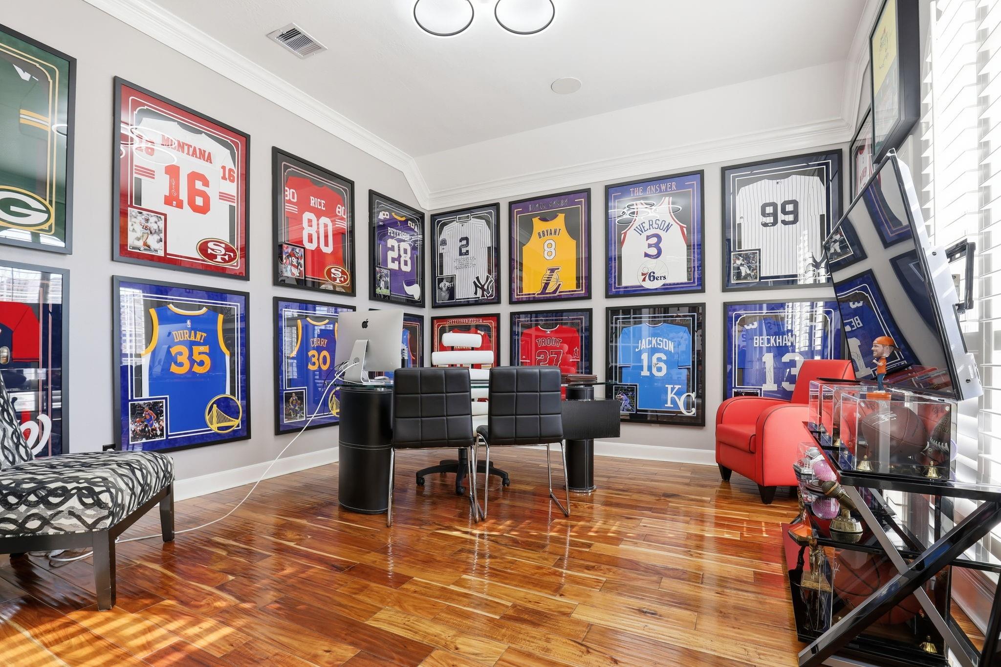 18014 Grotto Point Drive