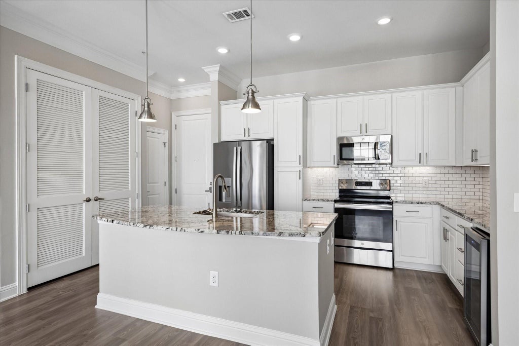 Photo of 2111 Austin Street #628, Houston, TX 77002 (MLS # 58591385)