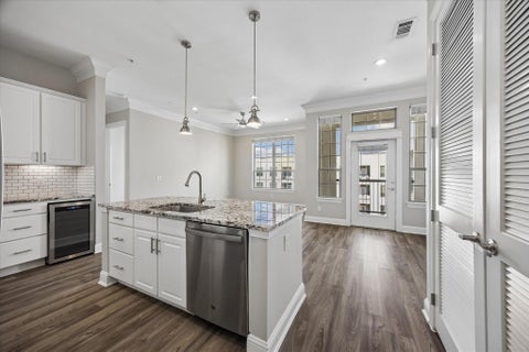 Photo of 2111 Austin Street #628, Houston, TX 77002 (MLS # 58591385)