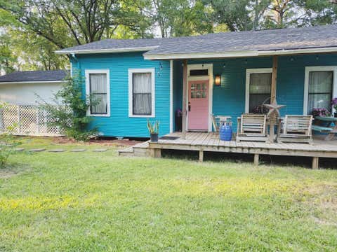 Photo of 201 An County Road 165, Elkhart, TX 75839 (MLS # 57965728)