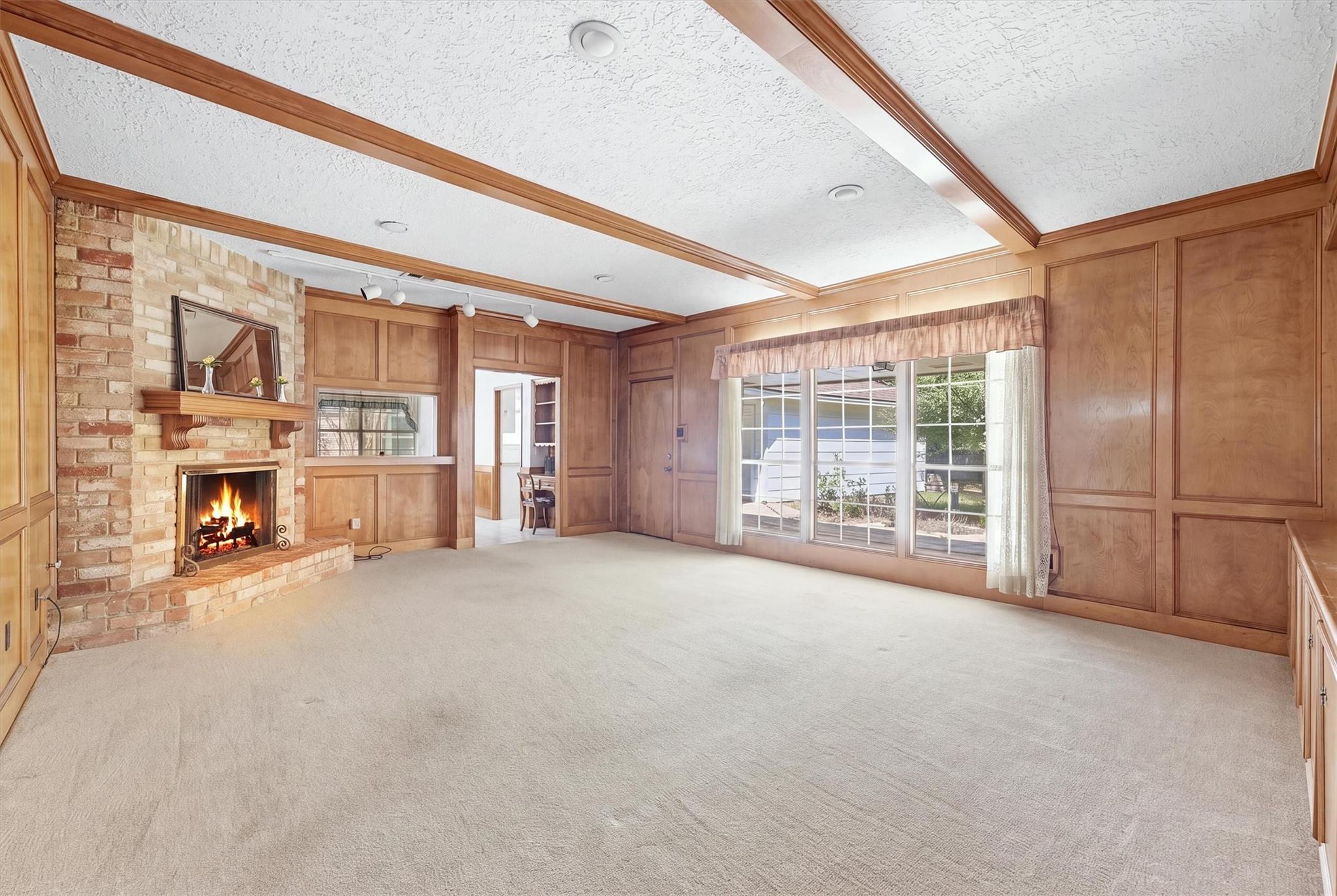 2119 Thousand Pines Drive