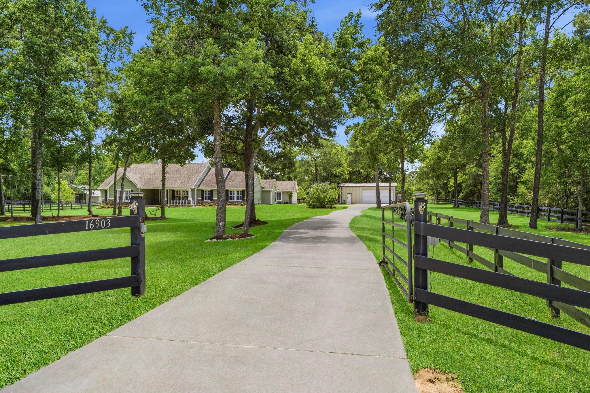 16903 Mustang Trail Drive