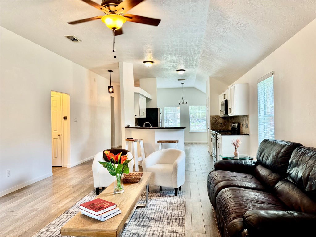 Photo of 13605 Trail Meadow Lane, Rosharon, TX 77583 (MLS # 31541513)