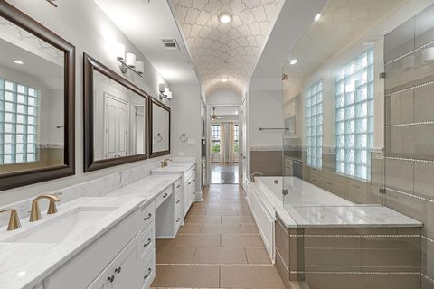 Tiny photo for 3709 Somerset Commons Lane, Houston, TX 77055 (MLS # 72674599)