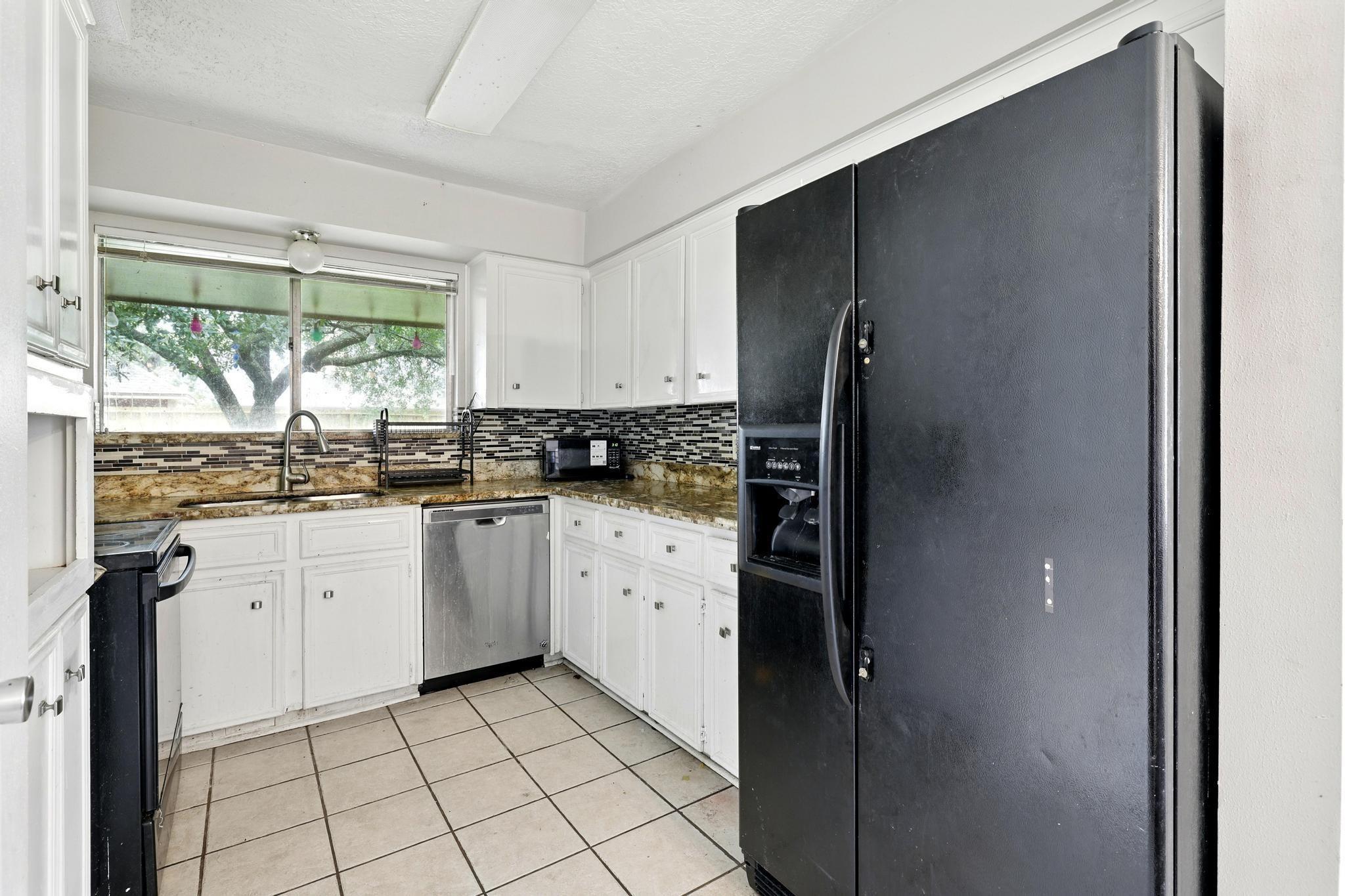 9810 Bayou Woods Drive