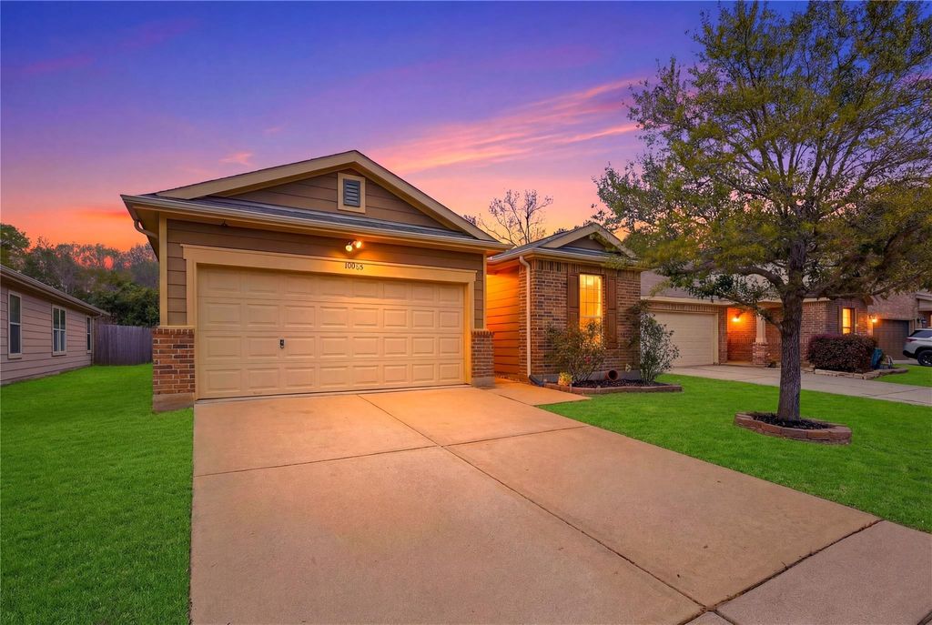 Photo of 16026 Heights Harvest Lane, Cypress, TX 77429 (MLS # 24092696)