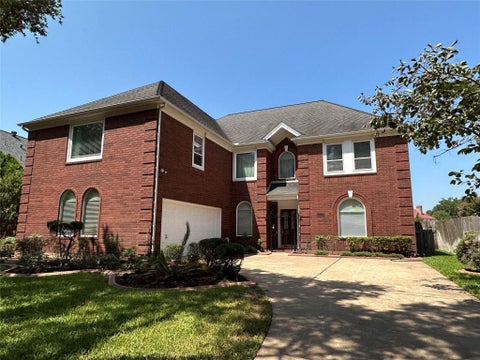 Photo of 1103 Gloria Court Ct, Sugar Land, TX 77478 (MLS # 35495804)