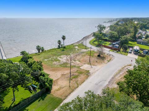 Vacant Land For Sale - 4215 Bayshore<br/> Bacliff, TX 77518