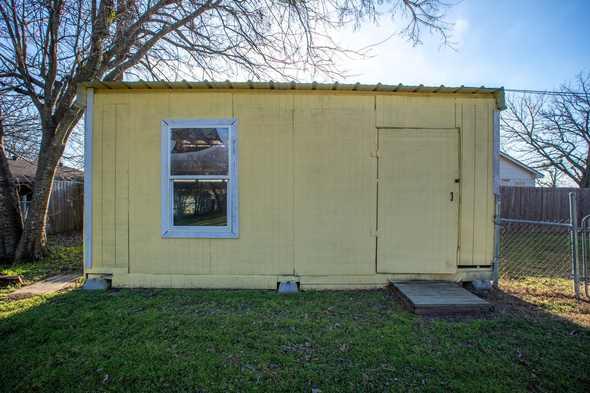 214 N Calhoun Street