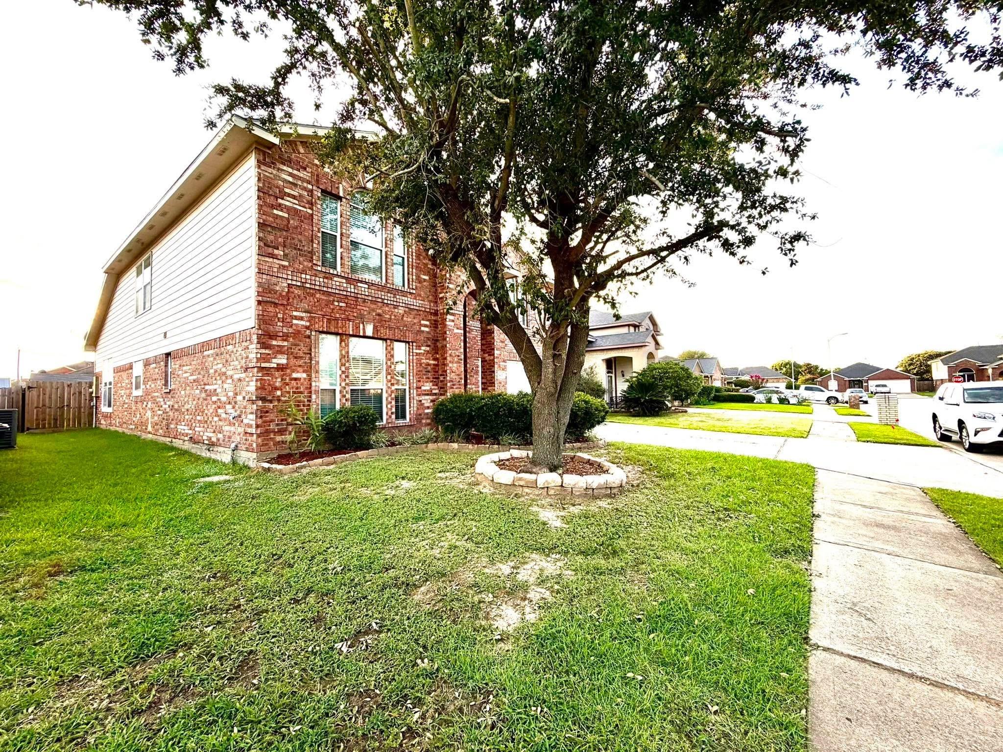 7415 Forestay Lane
