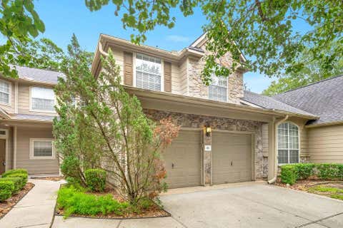 Photo of 86 N Valley Oaks Circle, The Woodlands, TX 77382 (MLS # 62123592)