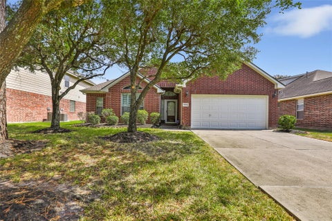 Photo of 26924 Manor Falls Drive, Kingwood, TX 77339 (MLS # 31653894)