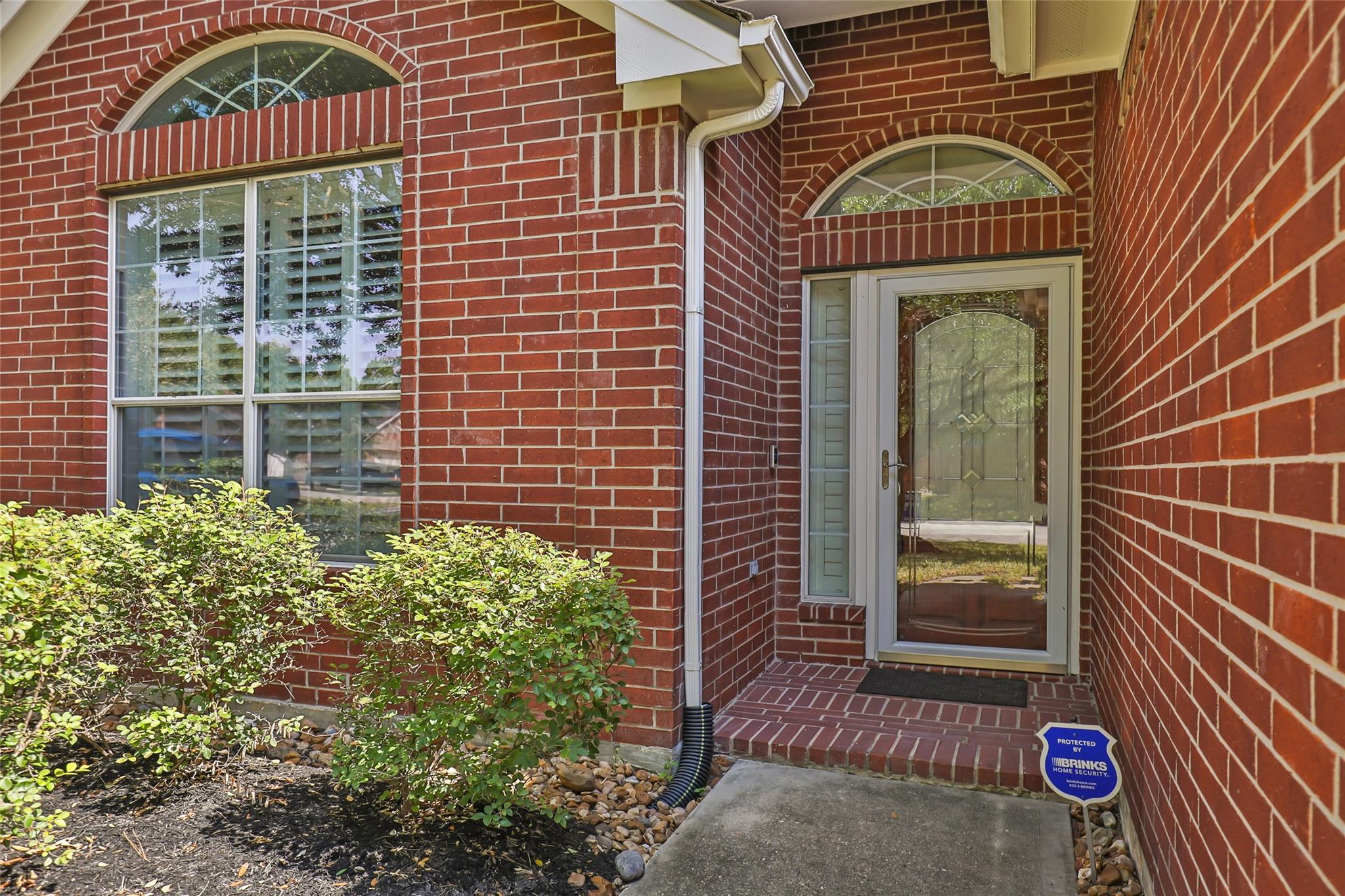 26924 Manor Falls Drive