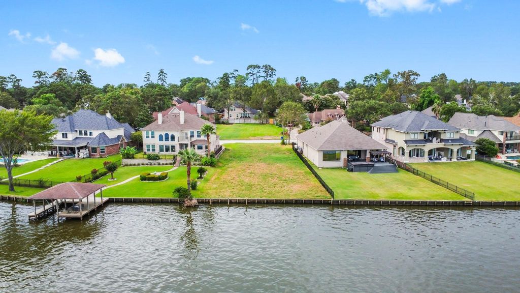 Photo of 8826 Cross Country Drive, Houston, TX 77346 (MLS # 38901529)