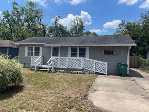 Photo of 905 N Arcola Street, Angleton, TX 77515 (MLS # 96915455)