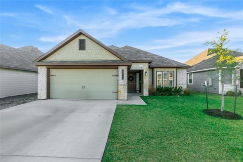 Photo of 1310 Kingsgate Drive, Bryan, TX 77807 (MLS # 87885444)