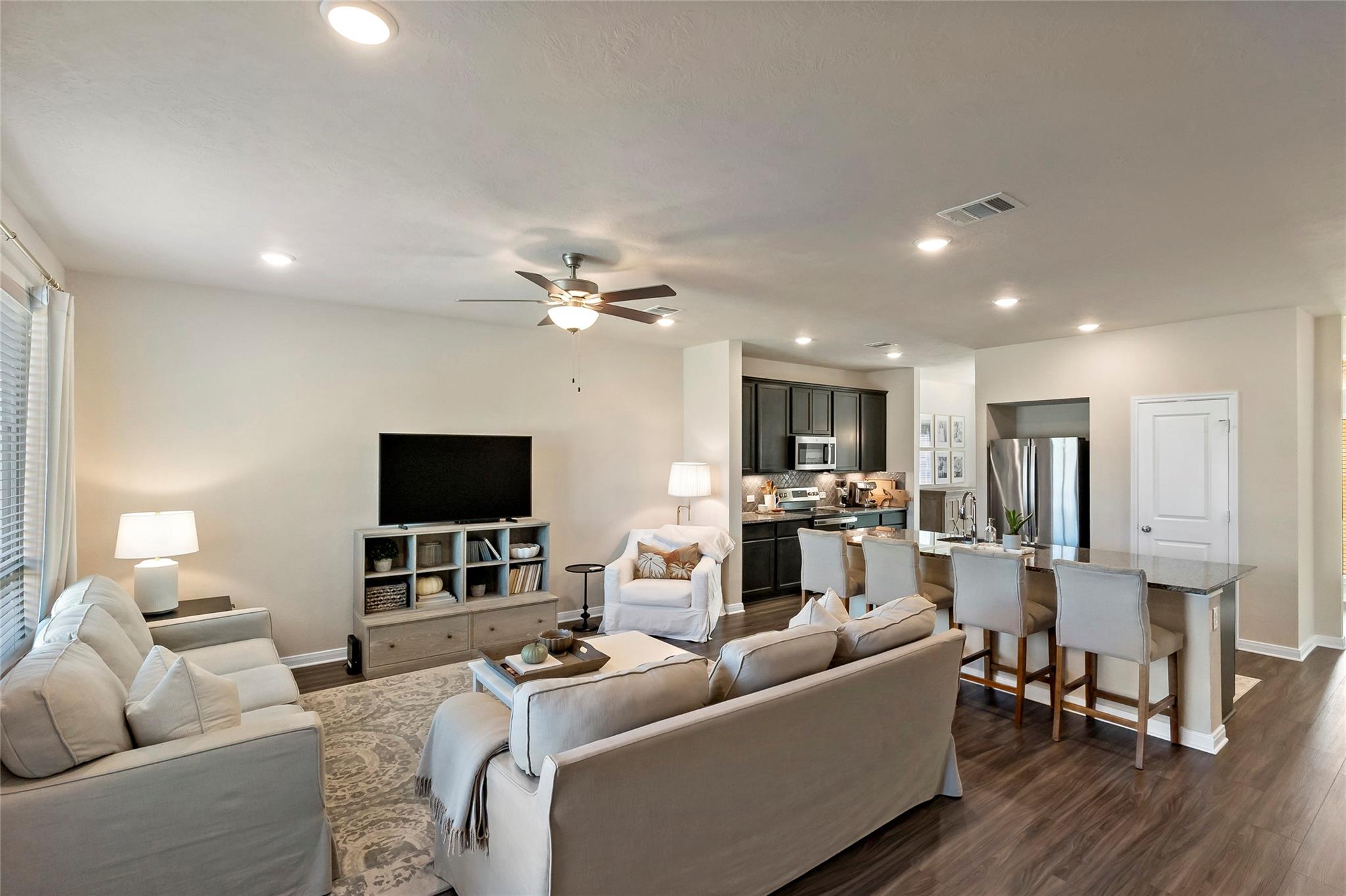 1310 Kingsgate Drive