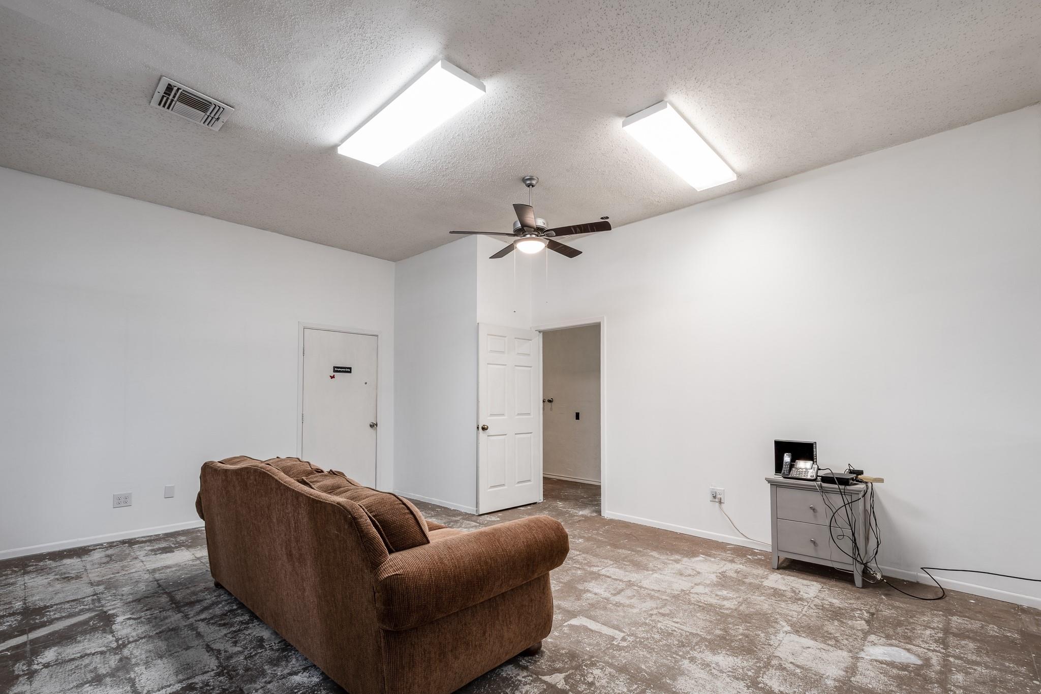 24919 Fm 2100 Road