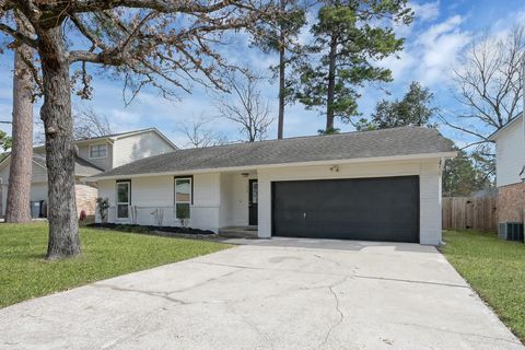 Photo of 212 Oxford Drive, Conroe, TX 77303 (MLS # 53448213)