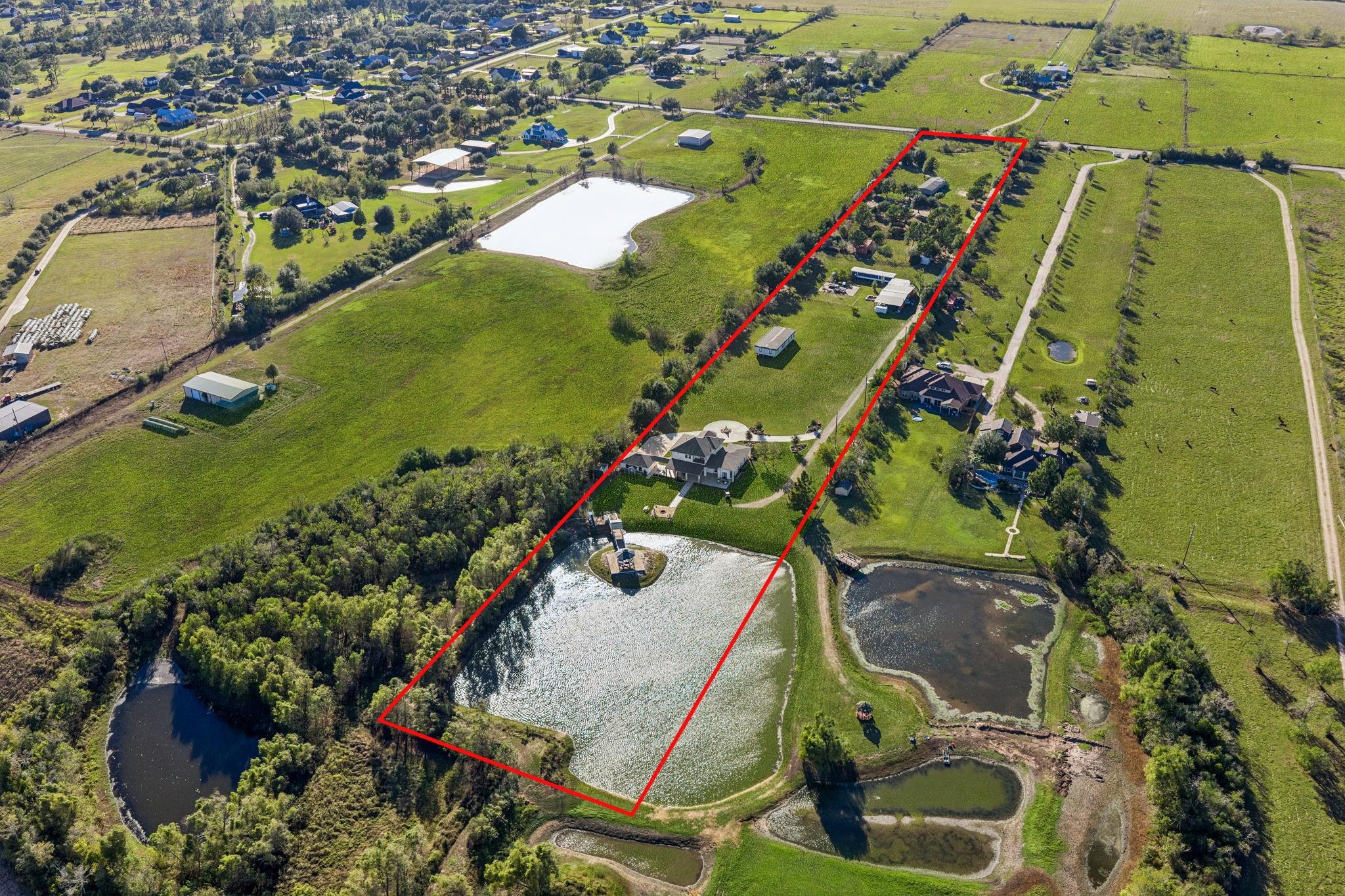 1024 Colibri Lake Lane