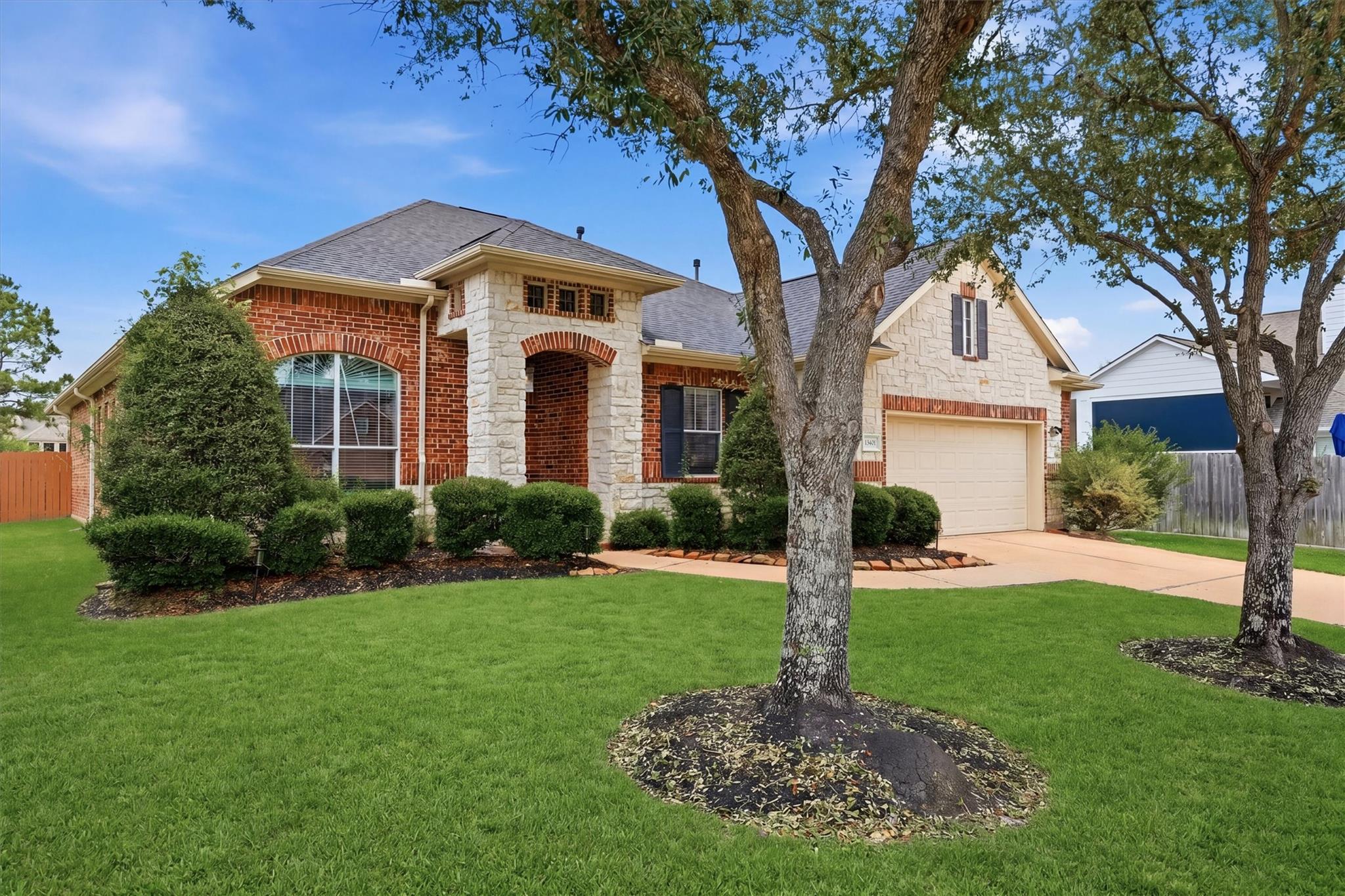 13401 Indigo Sands Drive