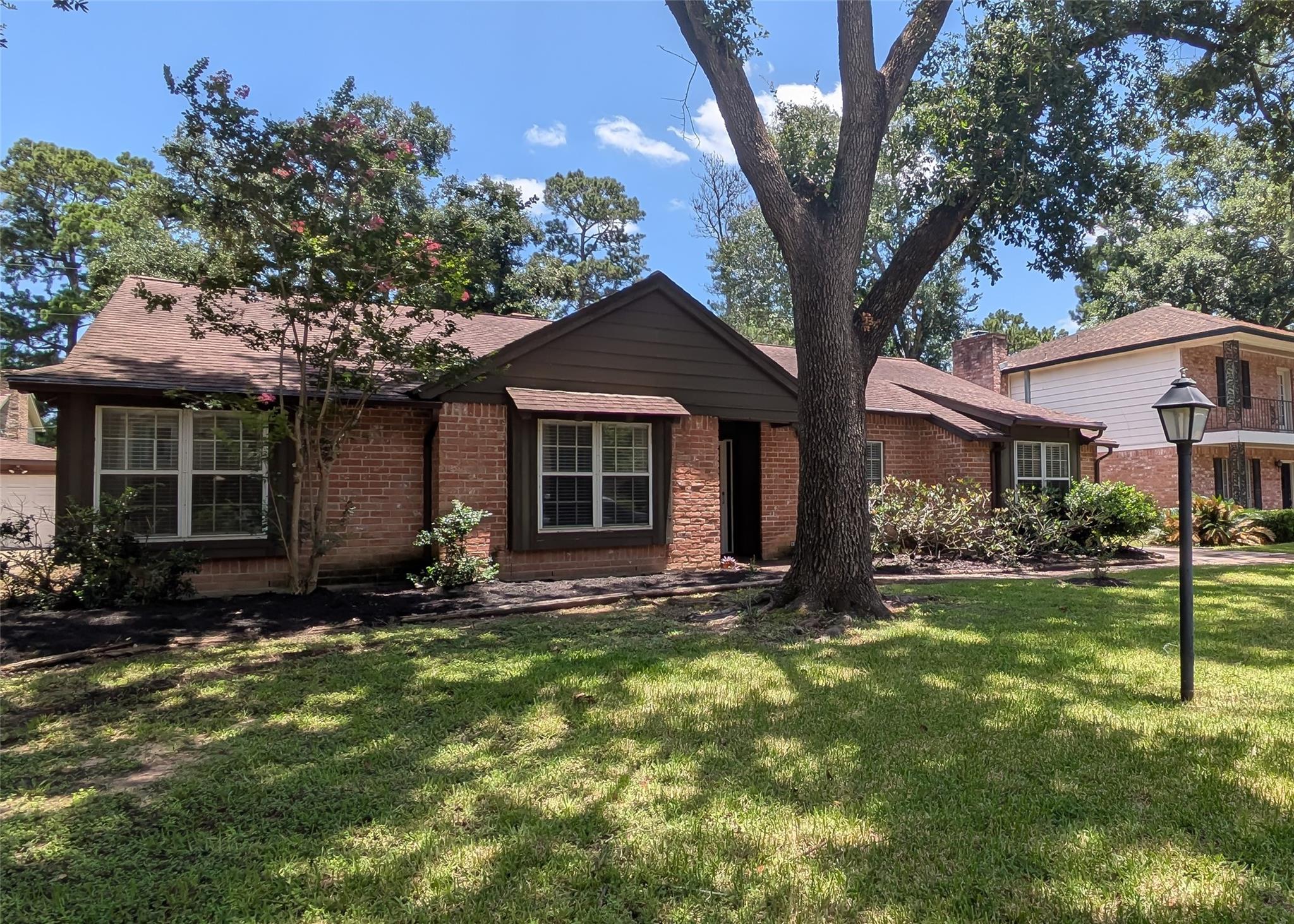 16518 Courtland Circle