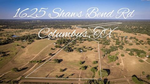 Photo of 1625 Shaws Bend Road, Columbus, TX 78934 (MLS # 4826051)