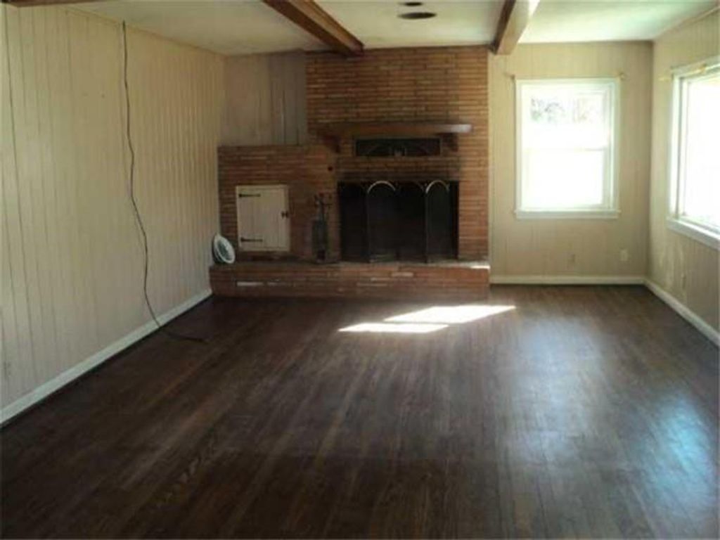 Photo of 815 S College Avenue, Cleveland, TX 77327 (MLS # 24891564)