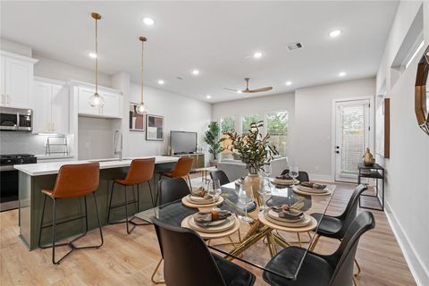 Photo of 8416 Pech Landing Drive, Houston, TX 77055 (MLS # 10094475)