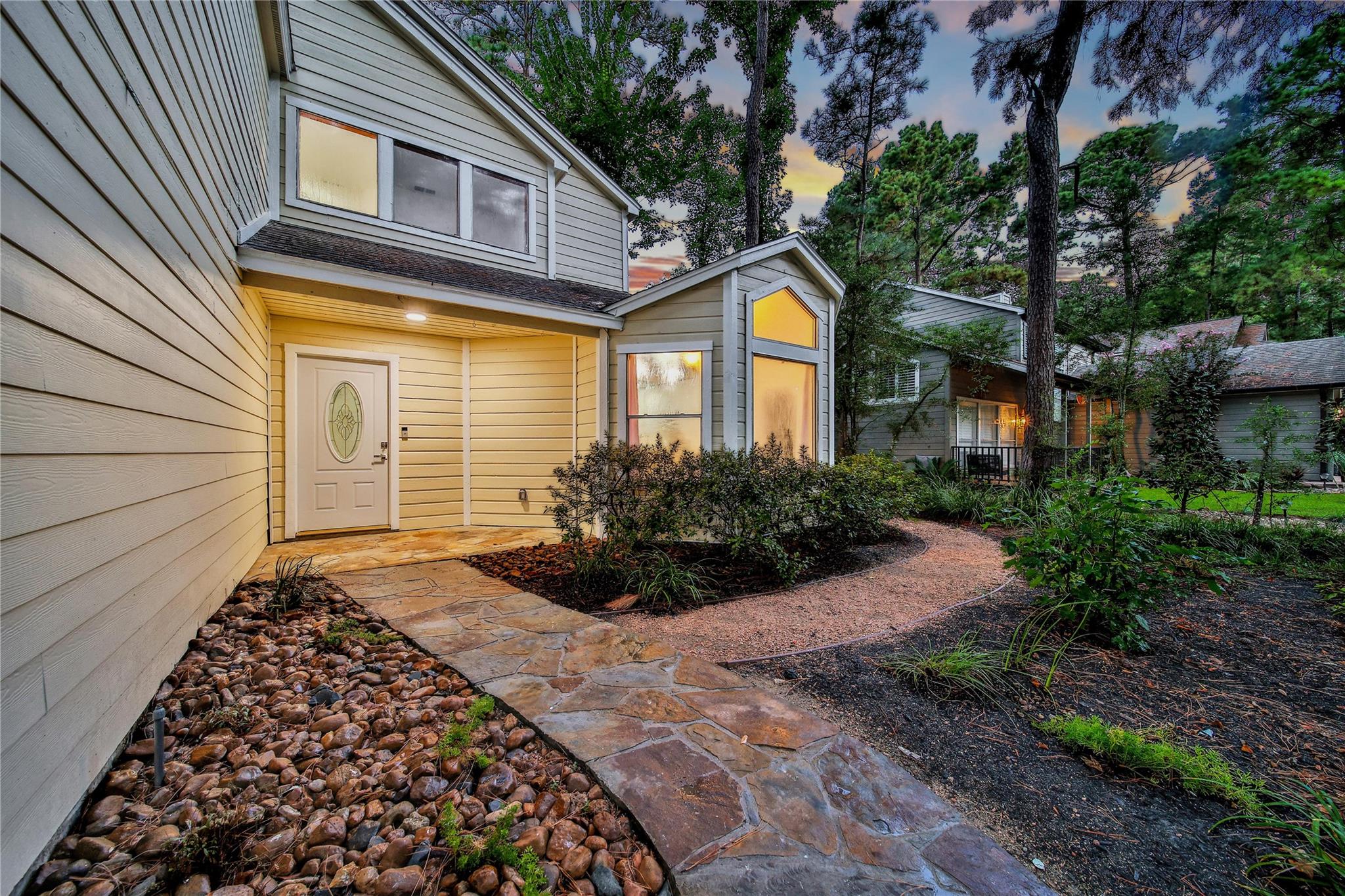 35 Shallow Pond Place