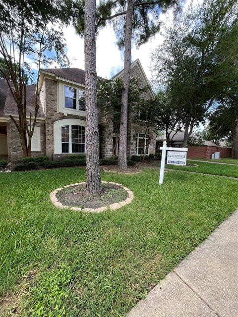 Photo of 24319 Bay Hill Boulevard, Katy, TX 77494 (MLS # 36681582)