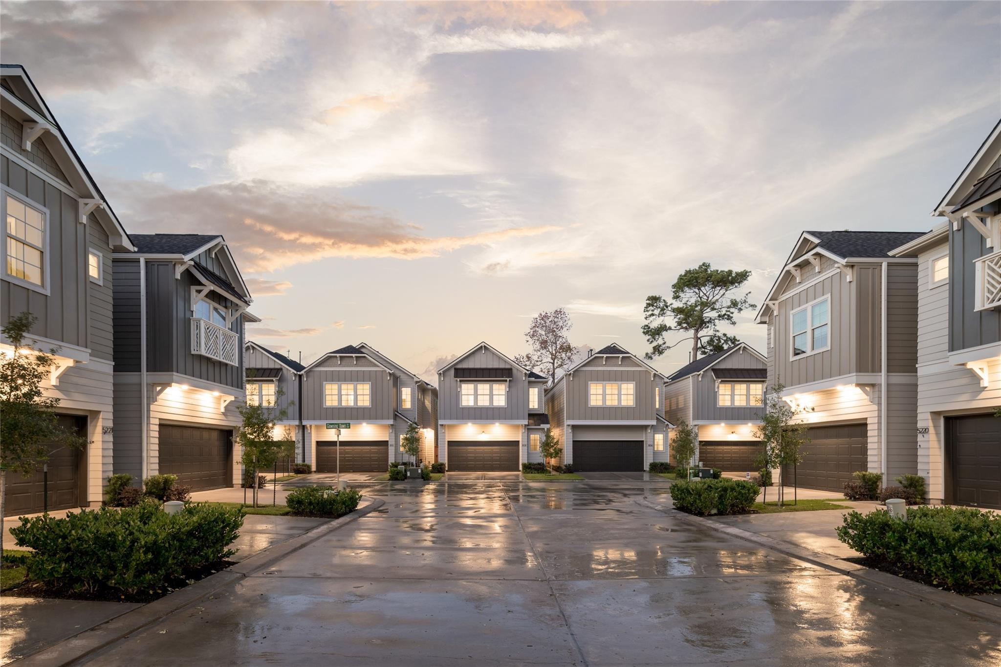 5204 Amber Sunrise Drive