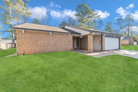 Photo of 3353 Knob Oaks Drive, Huntsville, TX 77340 (MLS # 98499467)