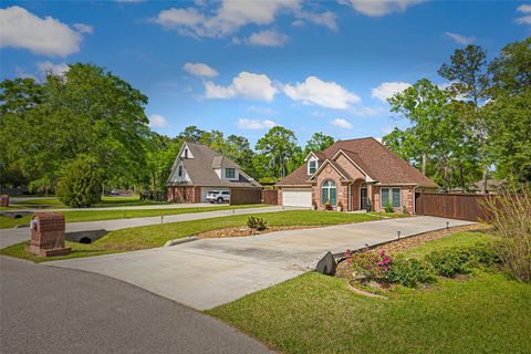 Photo of 910 Apollo Street, New Caney, TX 77357 (MLS # 42526364)