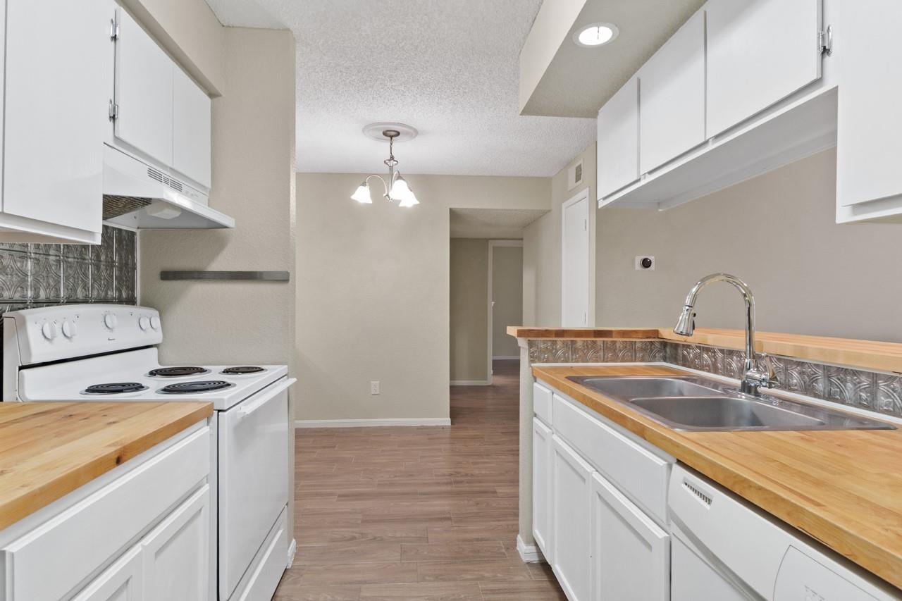 250 El Dorado Boulevard 259